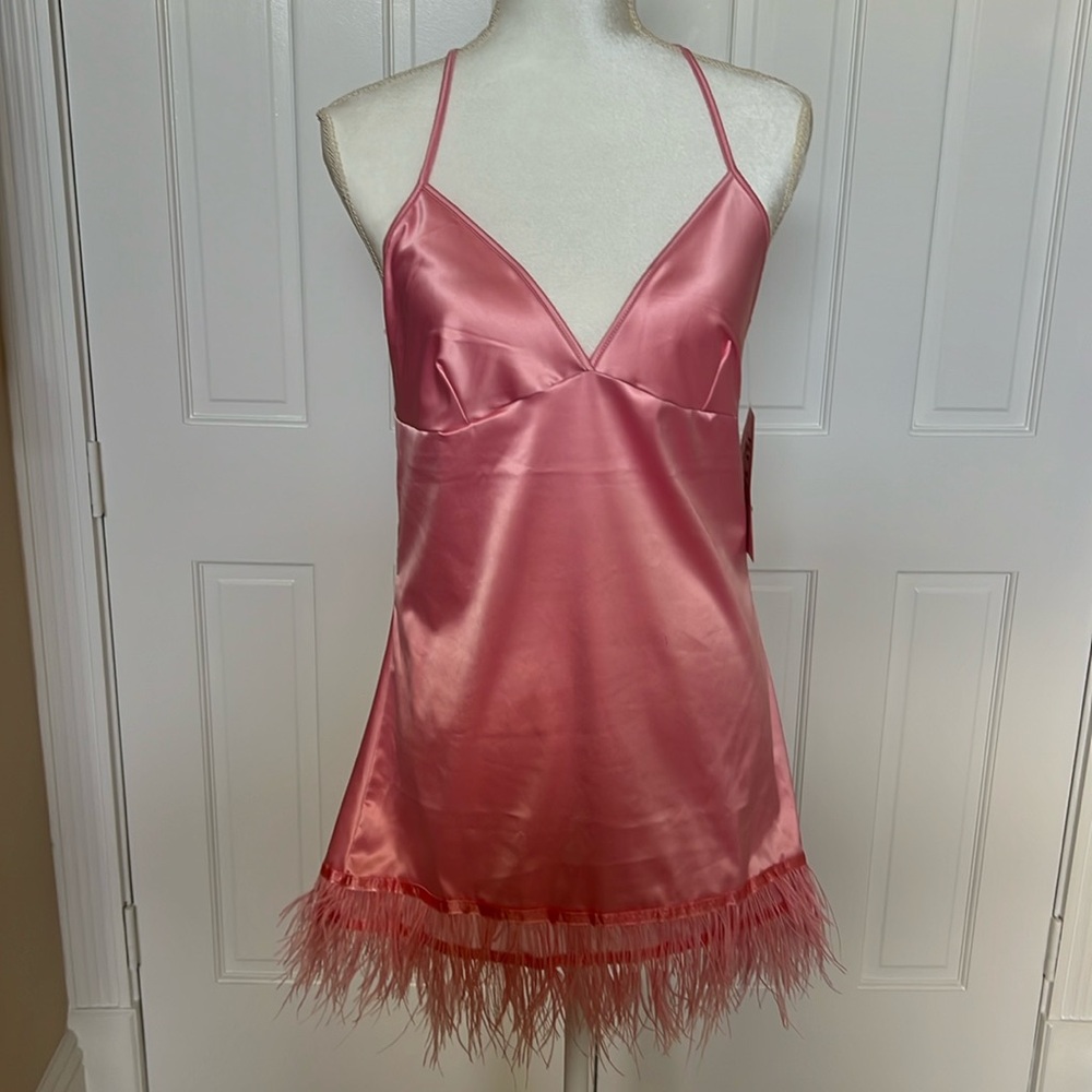 Sexy‎ pink nightgown with feathers M